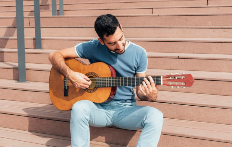 How To Play The Bb Minor Pentatonic Scale Correctly