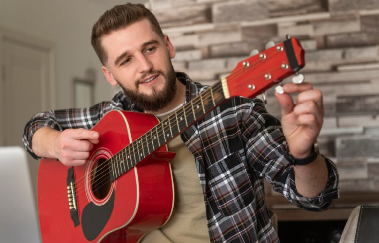 How To Play The B Blues Scale On The Guitar Correctly
